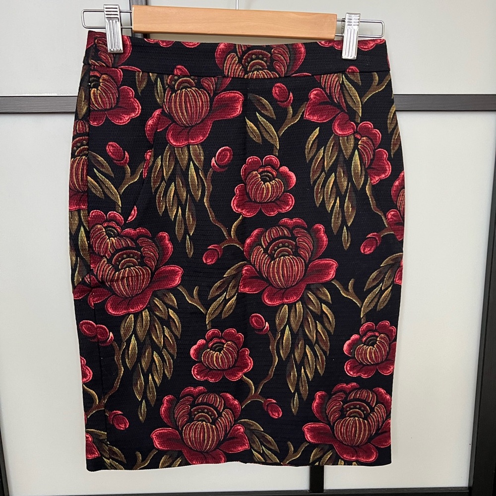 Ann Taylor Petite Pencil Floral Print Cotton Pencil Skirt Size 0P XS Tapestry